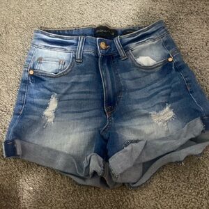 Kendall+kylie Jean shorts
